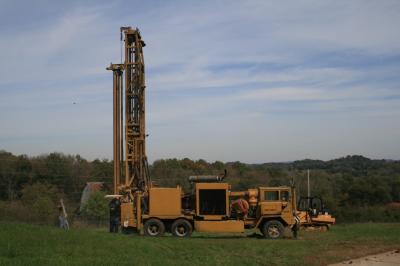 Rhombic pole holes being drilled
